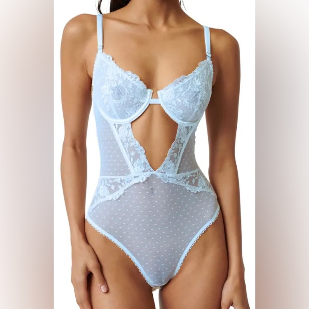 NWT Kat The Label Nicolette Underwire Teddy in Cornflower- Sold out @ Nordstrom
